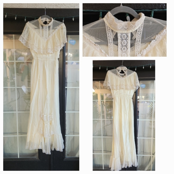 Gunne sax vintage lace Ivorytiered Dress‎